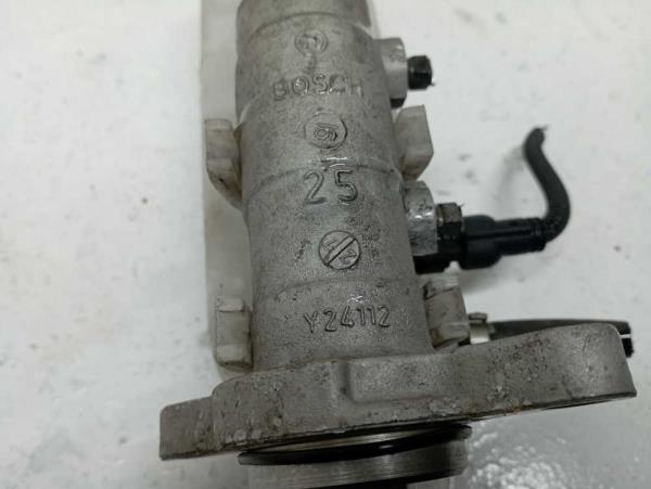 MAITRE CYLINDRE CITROEN/PEUGEOT/FIAT 2014+ - Vue 3